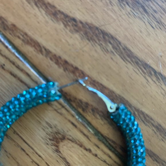 Blue glitter hypoallergenic hoop earrings - Picture 3 of 3